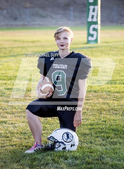 Thumbnail 3 in Tehachapi (Varsity Team & Indvidual) photogallery.