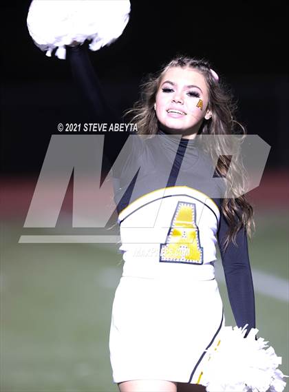 Thumbnail 3 in Cherokee Trail @ Arapahoe photogallery.