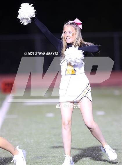 Thumbnail 1 in Cherokee Trail @ Arapahoe photogallery.