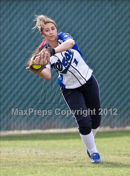 Thumbnail 3 in Hanford West @ Ridgeview (CIF CS D3 Final) photogallery.