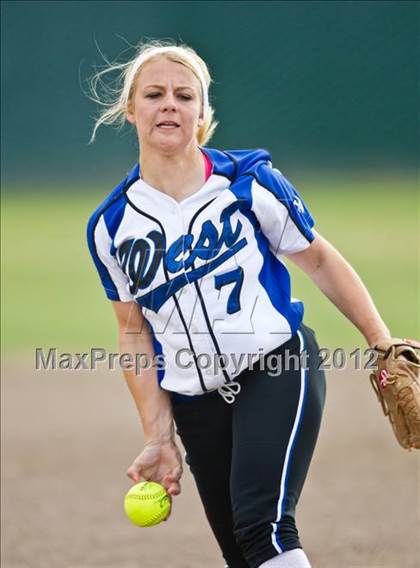Thumbnail 1 in Hanford West @ Ridgeview (CIF CS D3 Final) photogallery.