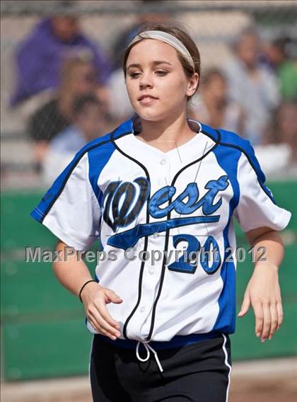 Thumbnail 2 in Hanford West @ Ridgeview (CIF CS D3 Final) photogallery.