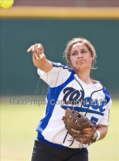 Thumbnail 1 in Hanford West @ Ridgeview (CIF CS D3 Final) photogallery.