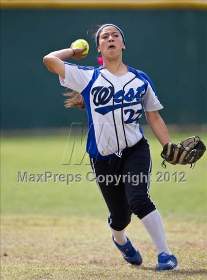 Thumbnail 3 in Hanford West @ Ridgeview (CIF CS D3 Final) photogallery.