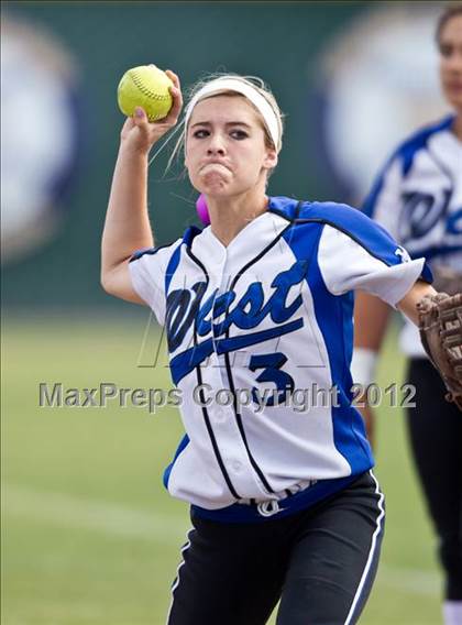 Thumbnail 1 in Hanford West @ Ridgeview (CIF CS D3 Final) photogallery.