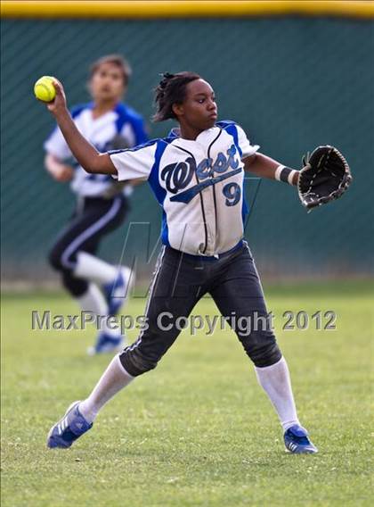Thumbnail 2 in Hanford West @ Ridgeview (CIF CS D3 Final) photogallery.