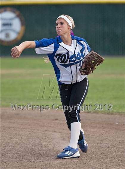 Thumbnail 3 in Hanford West @ Ridgeview (CIF CS D3 Final) photogallery.