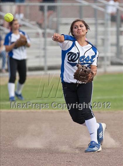 Thumbnail 1 in Hanford West @ Ridgeview (CIF CS D3 Final) photogallery.