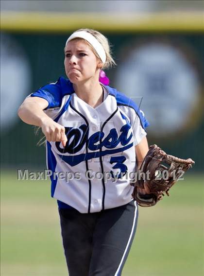 Thumbnail 1 in Hanford West @ Ridgeview (CIF CS D3 Final) photogallery.