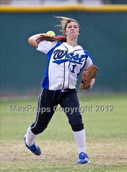 Thumbnail 3 in Hanford West @ Ridgeview (CIF CS D3 Final) photogallery.