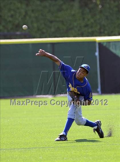 Thumbnail 3 in Serra vs. St. Francis (CIF CCS Playoffs) photogallery.
