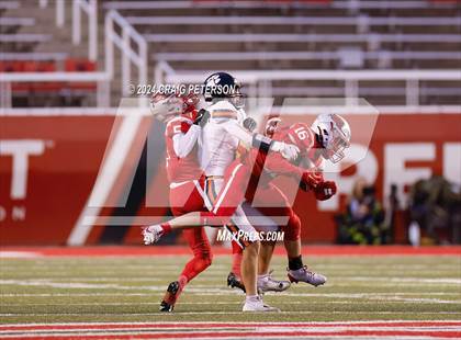Thumbnail 3 in Brighton vs Bountiful (UHSAA 5A Semifinal) photogallery.