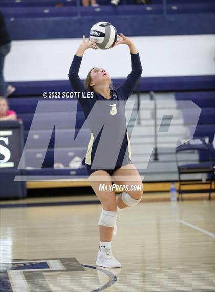 Thumbnail 1 in Circleville @ Teays Valley photogallery.