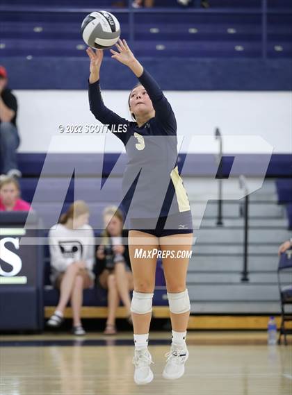Thumbnail 2 in Circleville @ Teays Valley photogallery.