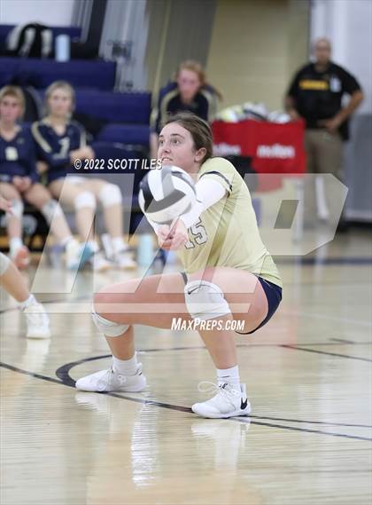 Thumbnail 3 in Circleville @ Teays Valley photogallery.
