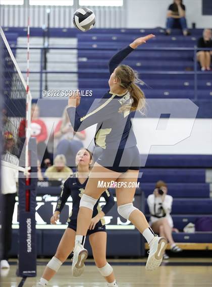 Thumbnail 1 in Circleville @ Teays Valley photogallery.