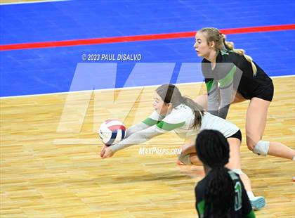Thumbnail 1 in Fossil Ridge vs. Chaparral (CHSAA 5A Semi-Final) photogallery.