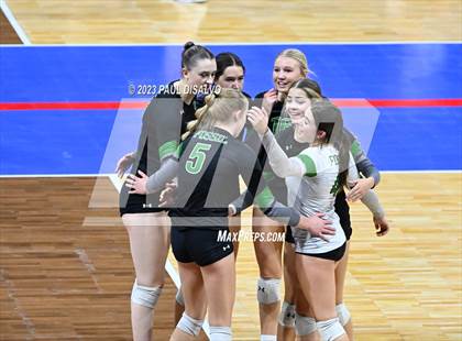 Thumbnail 2 in Fossil Ridge vs. Chaparral (CHSAA 5A Semi-Final) photogallery.