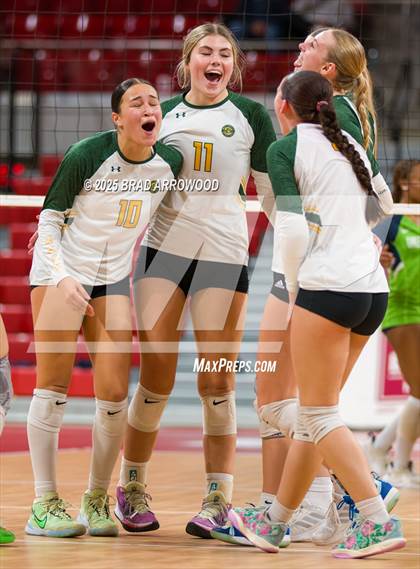Thumbnail 3 in Green Level vs West Forsyth (NCHSAA 8A Final) photogallery.