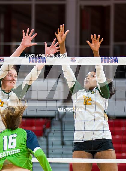 Thumbnail 1 in Green Level vs West Forsyth (NCHSAA 8A Final) photogallery.