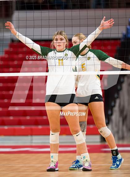 Thumbnail 1 in Green Level vs West Forsyth (NCHSAA 8A Final) photogallery.