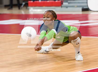 Thumbnail 2 in Green Level vs West Forsyth (NCHSAA 8A Final) photogallery.
