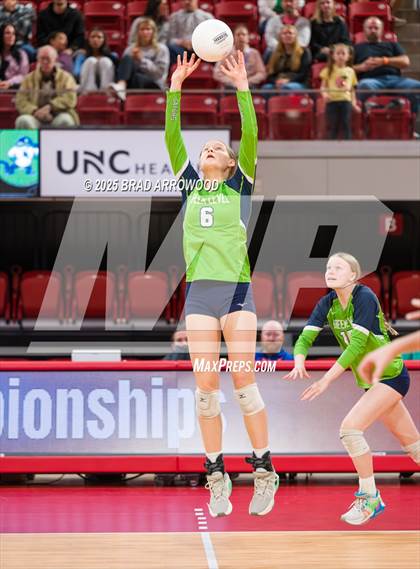 Thumbnail 3 in Green Level vs West Forsyth (NCHSAA 8A Final) photogallery.