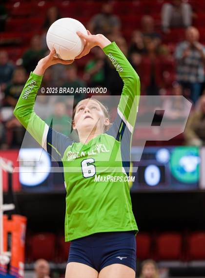 Thumbnail 3 in Green Level vs West Forsyth (NCHSAA 8A Final) photogallery.