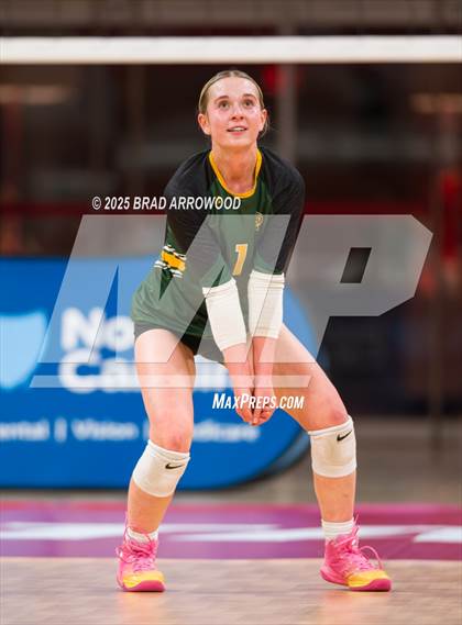 Thumbnail 3 in Green Level vs West Forsyth (NCHSAA 8A Final) photogallery.