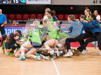 Thumbnail 3 in Green Level vs West Forsyth (NCHSAA 8A Final) photogallery.