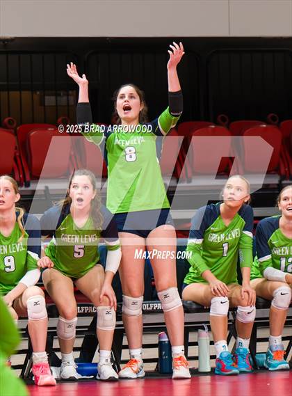 Thumbnail 3 in Green Level vs West Forsyth (NCHSAA 8A Final) photogallery.