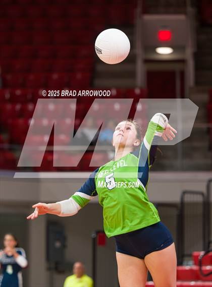 Thumbnail 2 in Green Level vs West Forsyth (NCHSAA 8A Final) photogallery.