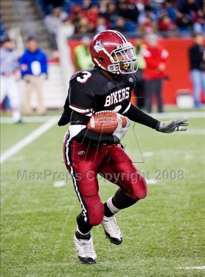 Thumbnail 3 in Brockton vs. Boston College (MIAA Division I East Final) photogallery.