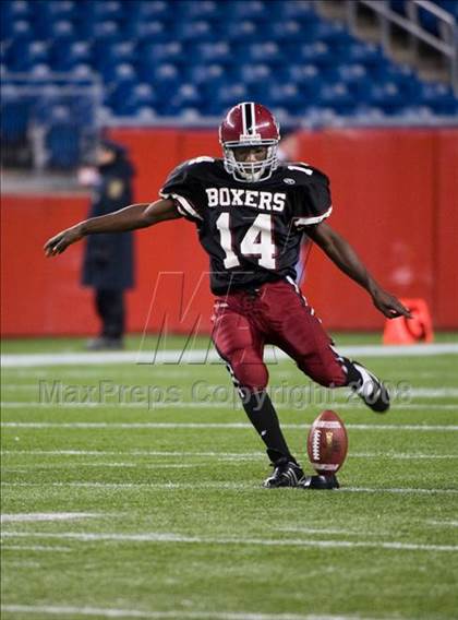 Thumbnail 2 in Brockton vs. Boston College (MIAA Division I East Final) photogallery.