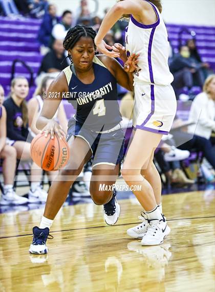 Thumbnail 2 in University @ Guerin Catholic photogallery.