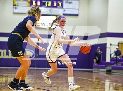 Thumbnail 2 in University @ Guerin Catholic photogallery.