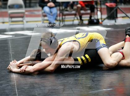 Thumbnail 3 in UHSAA 3A Divisional Meet photogallery.