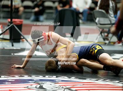 Thumbnail 2 in UHSAA 3A Divisional Meet photogallery.