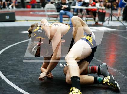 Thumbnail 1 in UHSAA 3A Divisional Meet photogallery.