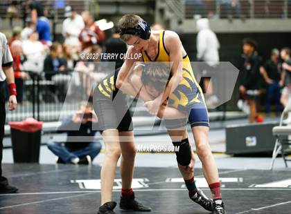 Thumbnail 2 in UHSAA 3A Divisional Meet photogallery.