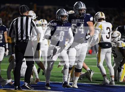 Thumbnail 3 in Western Brown vs. Granville (OHSAA D3 Regional Final) photogallery.