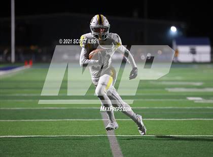 Thumbnail 3 in Western Brown vs. Granville (OHSAA D3 Regional Final) photogallery.