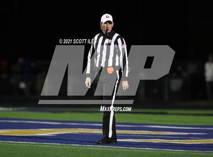 Thumbnail 1 in Western Brown vs. Granville (OHSAA D3 Regional Final) photogallery.