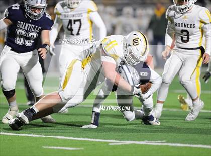 Thumbnail 2 in Western Brown vs. Granville (OHSAA D3 Regional Final) photogallery.
