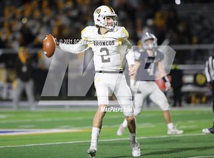 Thumbnail 2 in Western Brown vs. Granville (OHSAA D3 Regional Final) photogallery.