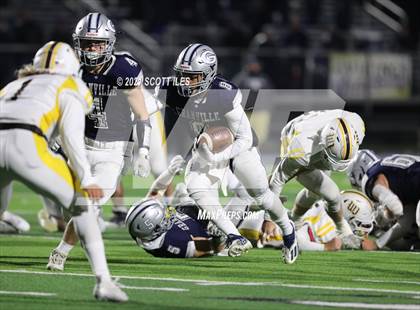 Thumbnail 1 in Western Brown vs. Granville (OHSAA D3 Regional Final) photogallery.