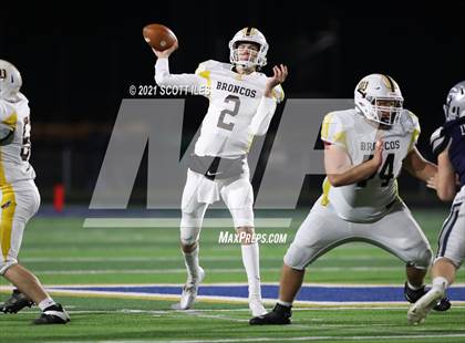 Thumbnail 3 in Western Brown vs. Granville (OHSAA D3 Regional Final) photogallery.