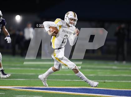 Thumbnail 3 in Western Brown vs. Granville (OHSAA D3 Regional Final) photogallery.