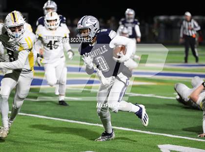 Thumbnail 3 in Western Brown vs. Granville (OHSAA D3 Regional Final) photogallery.