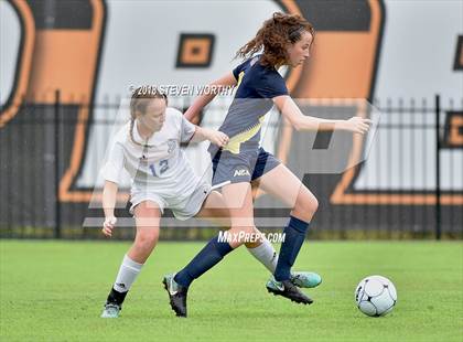 Thumbnail 3 in Asheville Christian Academy vs. Christ the King (NCISAA 2A Final) photogallery.